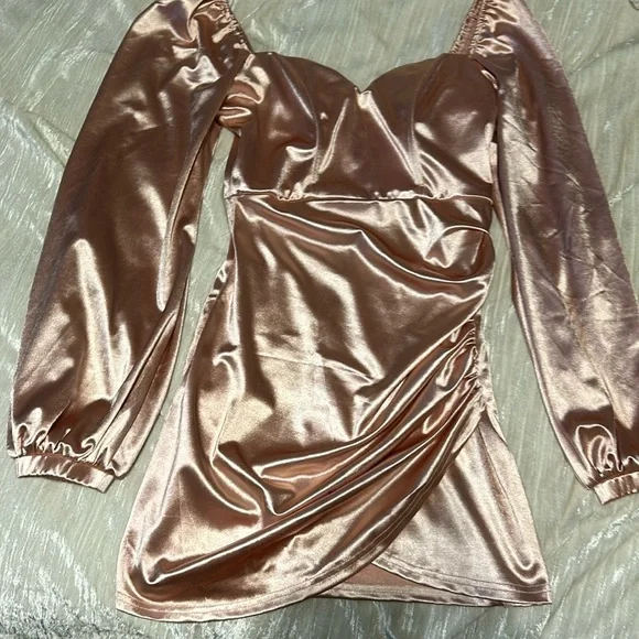 Dresses | Mini Rose Gold Long Sleeve Dress By Dliteful Size Medium But Fits  Small Too | Poshmark